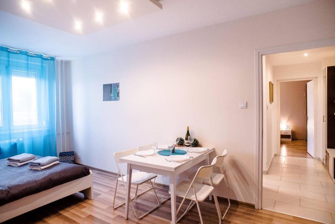 بودابست Peaceful, Cozy And New Apartment With Balcony المظهر الخارجي الصورة