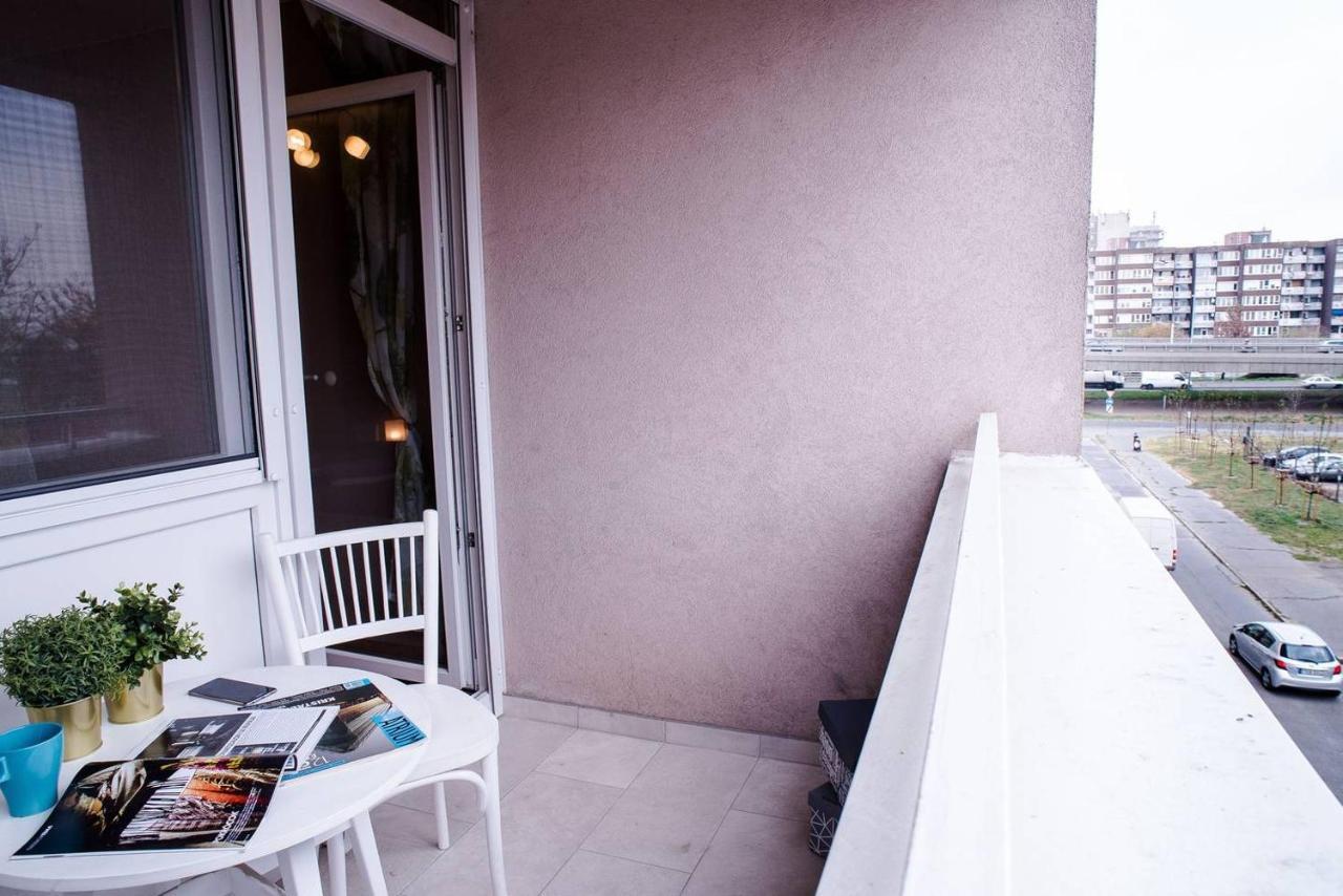بودابست Peaceful, Cozy And New Apartment With Balcony المظهر الخارجي الصورة