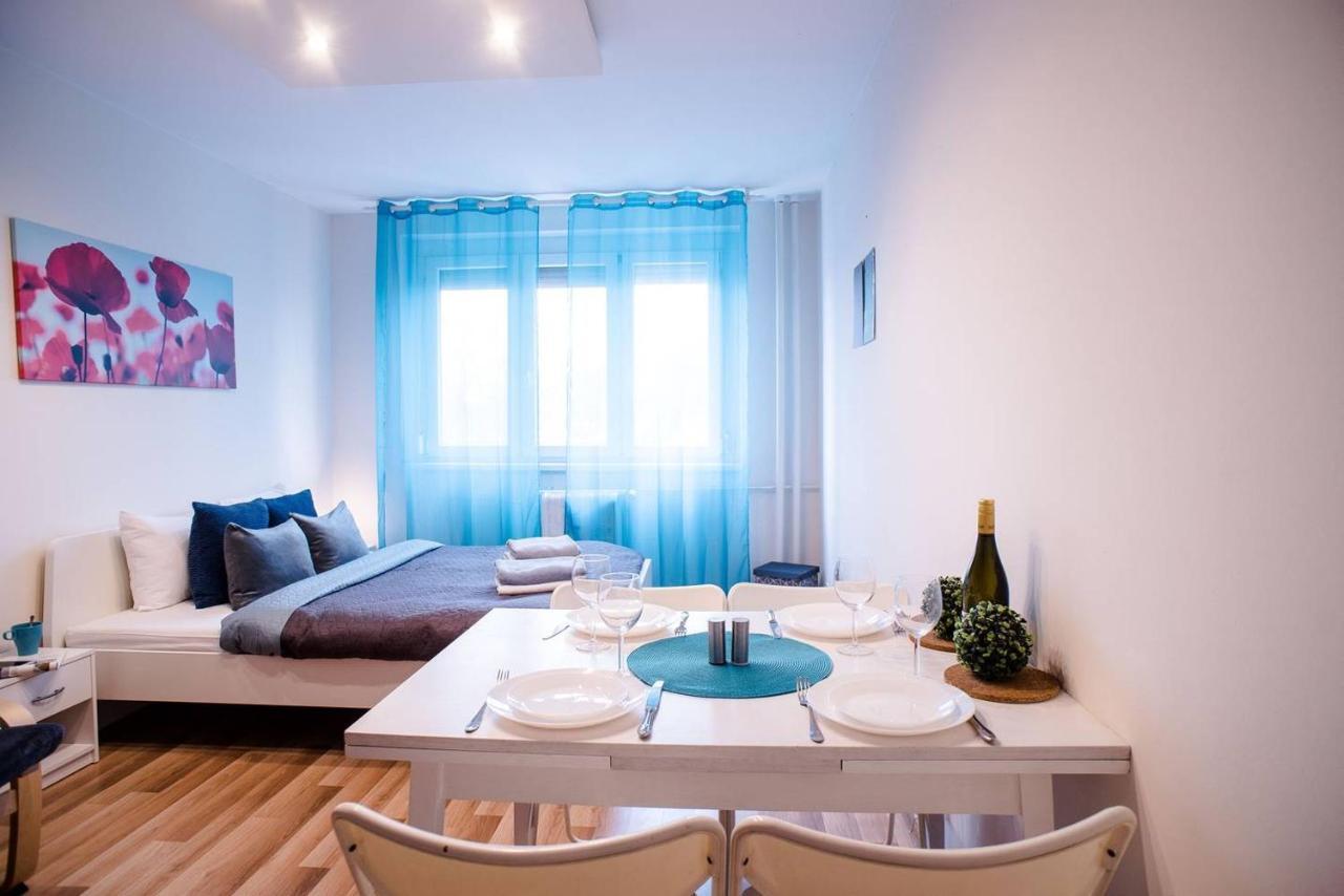 بودابست Peaceful, Cozy And New Apartment With Balcony المظهر الخارجي الصورة